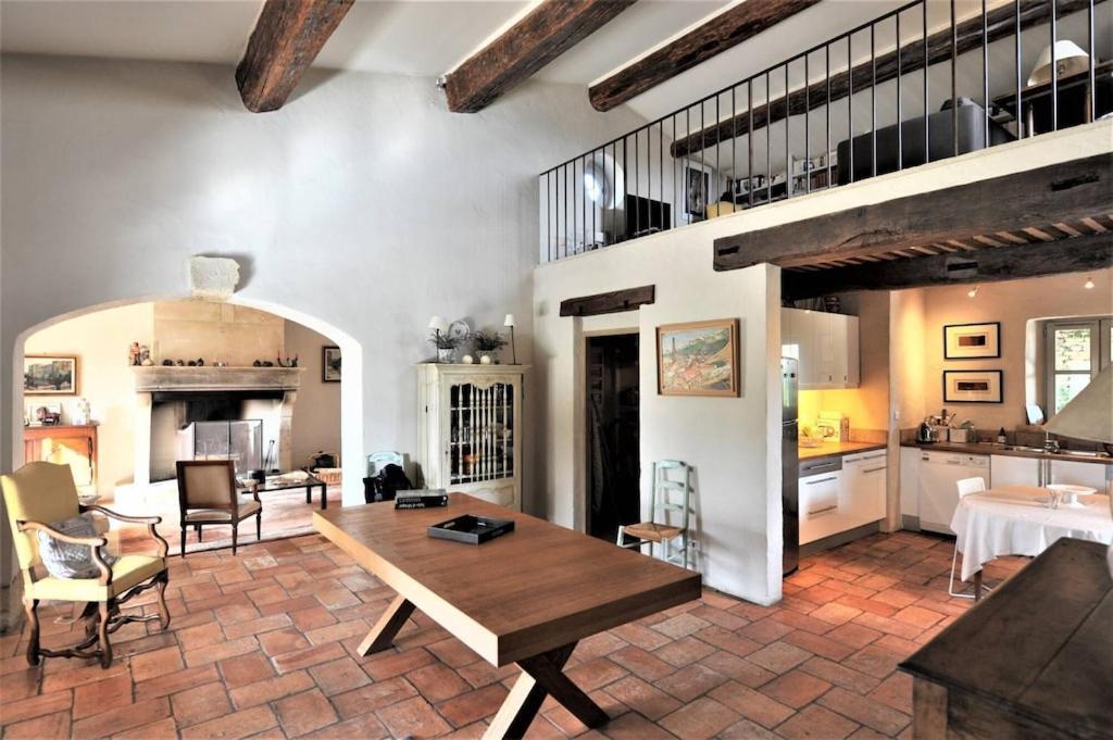 In Gordes, Facing The Entire Luberon Park A Beautiful 5 Bedrooms House Ngoại thất bức ảnh